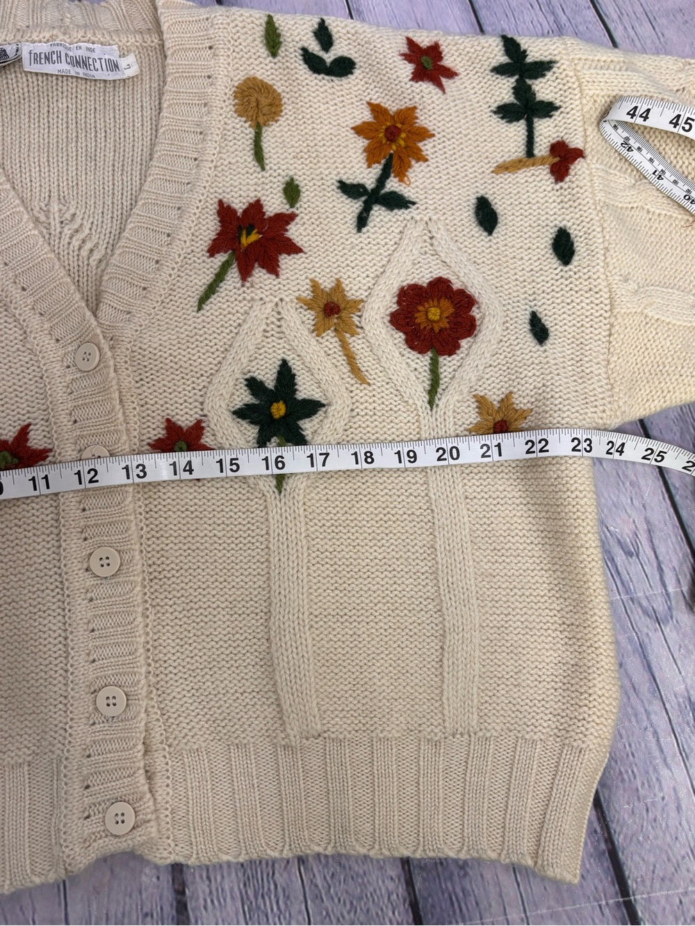 VINTAGE French Connection Cream Floral Embroidery Cottagecore Cardigan Sweater L - Picture 9 of 10